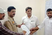 मीडियाकर्मियों से बदसलूकी के मामले में आइडियल जर्नलिस्ट एसोसिएशन ने एसपी ट्रैफिक को सौंपा ज्ञापन