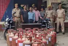 चोरी की घटना का सफल अनावरण; चोरी कियेगये 22 गैंस सिलेन्डर व दो मोटर साइकिल के साथ 04 अभियुक्त गिरफ्तार