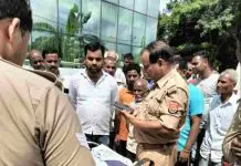 एंबुलेंस की चपेट में आने से 20 वर्षीय युवक की मौत