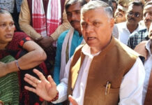 दोहरे हत्याकांड में सांत्वना देने पहुँचे कारागार मंत्री