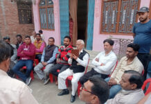 प्रजापति महासभा से जुड़े वकीलों ने दी आथिर्क सहायता