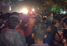 पीयू के छात्र ने दी जान,छात्रो ने चक्का जाम कर पीयु के खिलाफ की नारेबाजी