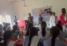 नए कानूनों और साइबर सुरक्षा पर विद्यार्थियों को चौकी प्रभारी कन्हैया कुमार पाण्डेय ने किया जागरूक