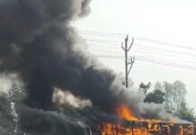चलती सरकारी बस में लगी भीषण आग, बाल-बाल बचे आठ यात्री