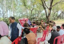 अखण्ड नगर थाने में थाना दिवस पर जनता की समस्याओ का हुआ निस्तारण