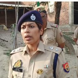 जमीनी विवाद के मामले मे सुल्तानपुर पुलिस अधीक्षक चारु निगम ने अखंड नगर थाना अध्यक्ष संत कुमार सिंह को किया निलम्बित
