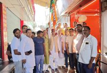 जलालपुर में भाजपा स्थापना दिवस: हुआ भव्य आयोजन