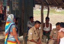 गुमटी का ताला तोड़ समान और नकदी उठा ले गए चोर