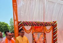 श्री विश्वनाथ ग्रुप ऑफ इंस्टिट्यूट कलान के प्रबंध निदेशक के नेतृत्व में बिजेथुआ धाम मे विशाल भंडारे का हुआ आयोजन