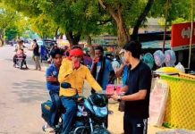 मोहर्रम के पांचवें दिन गोसाईगंज बाजार में वितरण किया गया शरबत