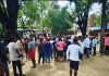 सड़क हादसे में दो की मौत बाइक की टक्कर से पैदल जा रहे युवक ने भी गवाई जान एक युवक बाल बाल बचा