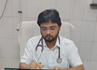 सामुदायिक स्वास्थ्य केंद्र अखंड नगर डॉ सत्येंद्र सिंह पर युवक द्वारा किया गया हमला, सिर में लगी चोट
