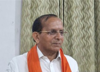 सदर जयसिंहपुर विधानसभा क्षेत्र में सड़कों के किनारे उगे कटीली झाड़ियों को साफ करवाने को ले कर विधायक राज प्रसाद उपाध्याय “राज बाबू ने डी एम को लिख पत्र
