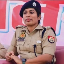 सरकार की जीरो टॉलरेंस नीति पर कार्य करते हुए सुल्तानपुर जनपद की जनता के दिल में बनाई खास जगह एसपी का तबादला, यादगार रहा लेडी सिंघम का कार्यकाल