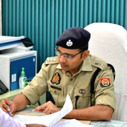नवागत पुलिस अधीक्षक विनीत जायसवाल ने सुल्तानपुर पहुंचकर संभाला कार्यभार, बोले कानून व्यवस्था और अपराध नियंत्रण रहेगी प्राथमिकता