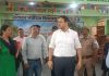 डीएम ने नवोदय विद्यालय का किया आकस्मिक निरीक्षण, छात्रावास से भोजनालय तक लिया जायजा