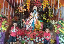 श्रीकृष्ण जन्म के बाद पलटू साहेब मंदिर में भंडारे व भजन-कीर्तन का आयोजन, भक्तों ने लिया प्रसाद