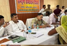 सुल्तानपुर जिलाधिकारी एवं पुलिस अधीक्षक ने कादीपुर में सम्पूर्ण समाधान दिवस पर सुनीं गई जनसमस्याएं