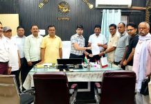 यूजीसी, एससी एसटी एक्ट हटाने एवं आरक्षण आर्थिक आधार की मांग को लेकर सवर्णों ने सौंपा ज्ञापन