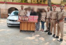 कार में छिपाकर ले जा रहे थे शराब, नन्दगंज पुलिस ने चार आरोपियों को किया गिरफ्तार