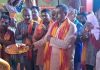 जलालपुर में भव्य मुकुट पूजन: जय श्री राम के उद्घोष से गूंजा राम लीला मैदान