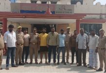 सड़क जाम और पुलिस से धक्का-मुक्की के मामले में आठ गिरफ्तार