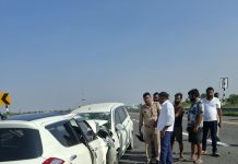 आर्टिगा स्विफ्ट डिजायर कार की भिडंत से दो की मौत, घायलों को सी एच सी दोस्तपुर मे प्राथमिक उपचार