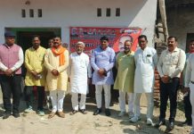 अखण्डनगर में स्नातक एमएलसी चुनाव में 87.74 प्रतिशत मतदान, 372 मतदाताओं नेअपने मताधिकार का किया प्रयोग, सपा और भाजपा समर्थित प्रत्याशियों के शिविरों में जुटे रहे समर्थक